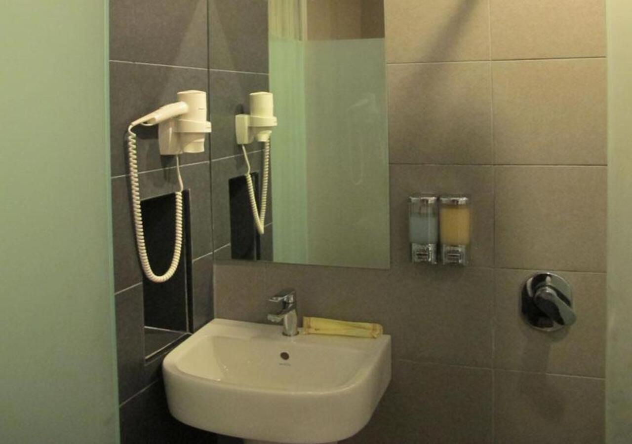 Hotel Austin Paradise - Taman Pulai Utama Skudai Eksteriør billede