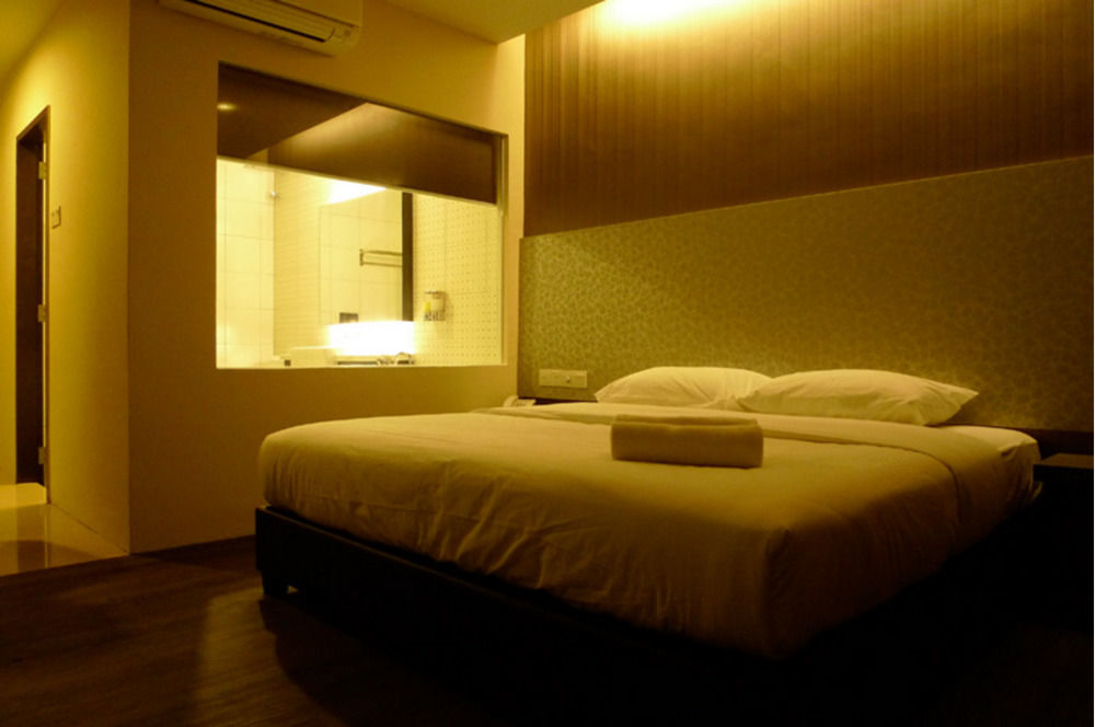 Hotel Austin Paradise - Taman Pulai Utama Skudai Eksteriør billede