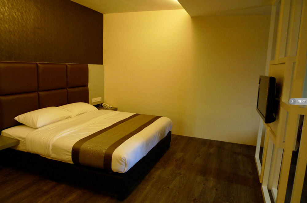 Hotel Austin Paradise - Taman Pulai Utama Skudai Eksteriør billede